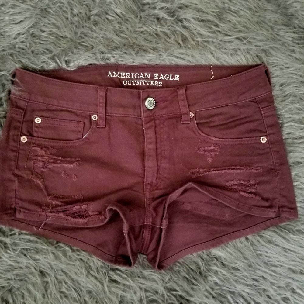 Mid waist shorties